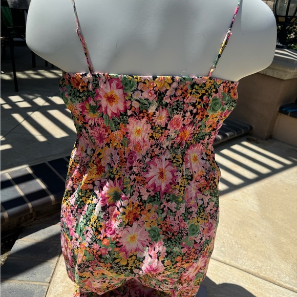 H&M Floral Dress with adjustable straps - Picture 3 of 6